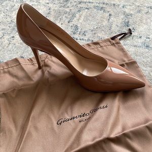 Gianvito Rossi Pumps